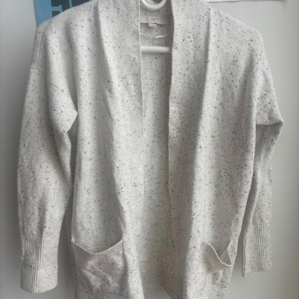 LOFT Women's White and Cream Cardigan